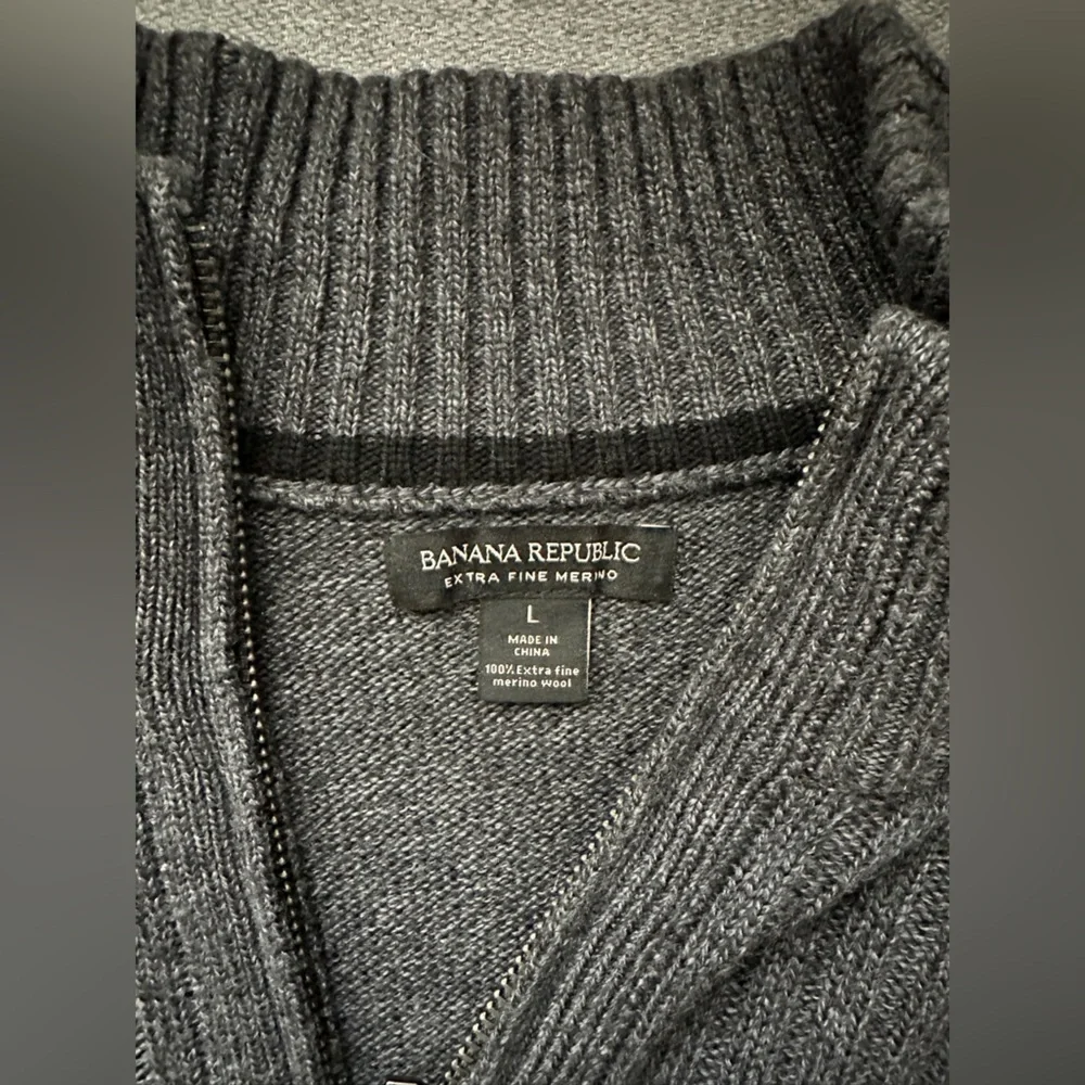 Banana Republic 100% Extra Fine Merino Wool Rib Knit Half Zip Pullover Sweater
